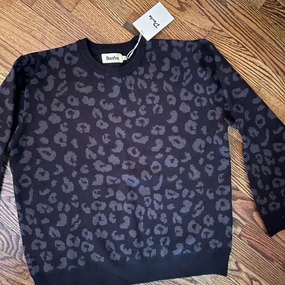 DUVIN MEN’S BLACK LEOPARD CREW KNIT SWEATER